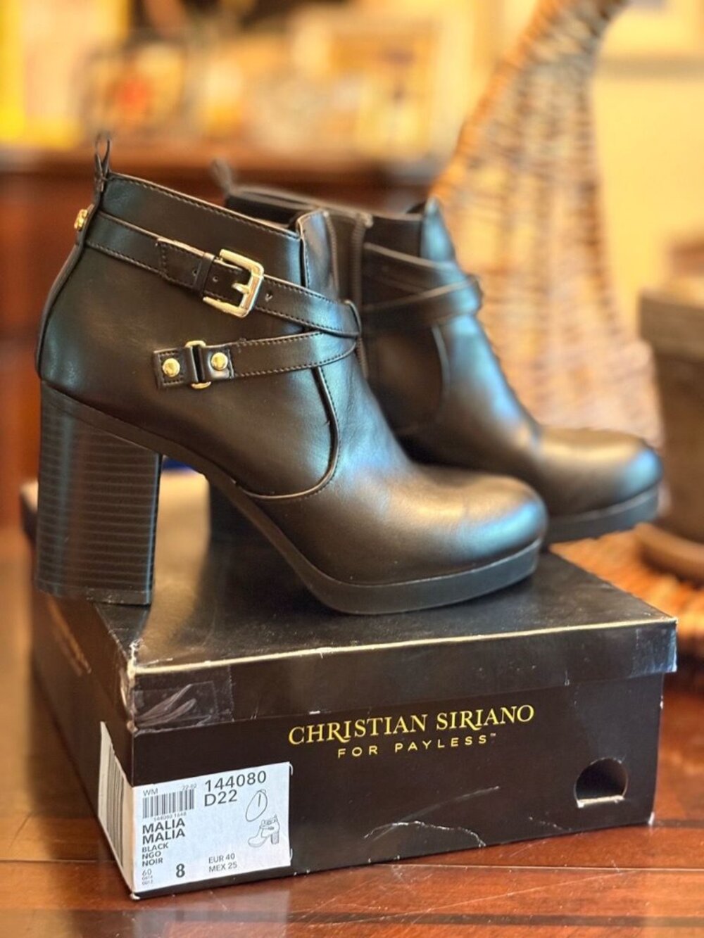 Christian Siriano for Payless Malia Black Heeled Ankle Booties Sz 8 Box
